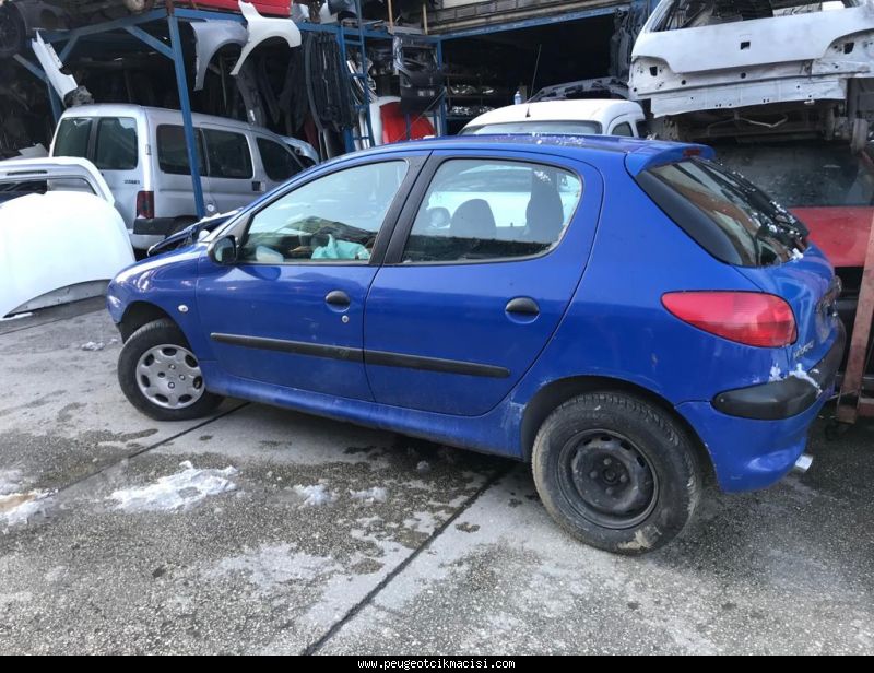 PEUGEOT 206 ÇIKMA SOL ÖN KAPI 