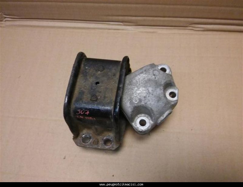 Peugeot 307 Motor Kulağı 1.4 Hdı 